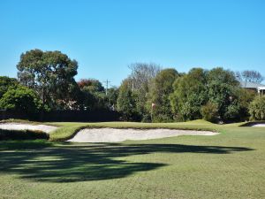 Royal Melbourne (East) 5th Approach